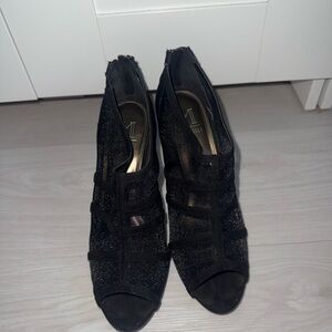 Elegant Black Women's Shoes